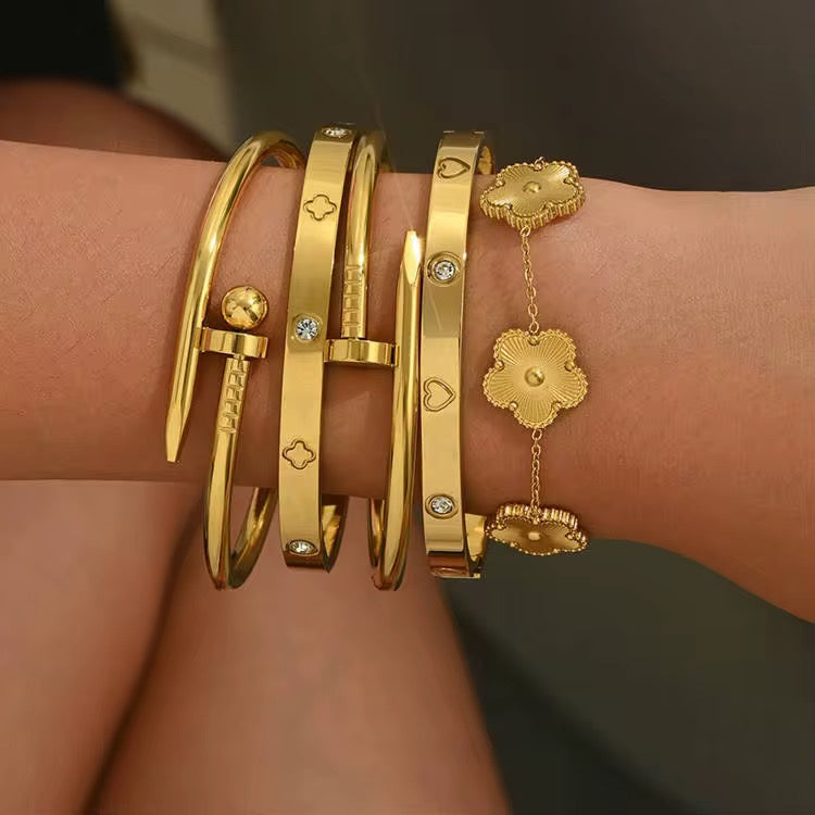 Waterproof/non tarnish Multi bracelet Set of 5