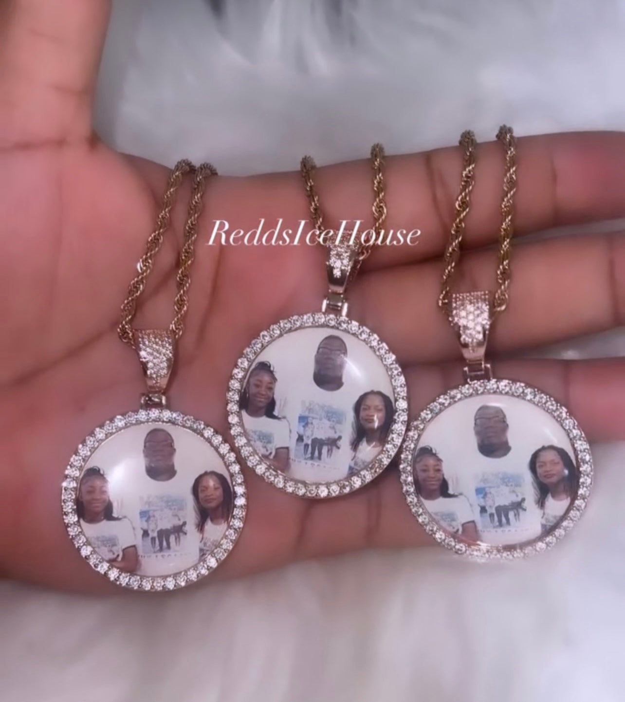 High Quality 14k Gold Photo Necklace/Non Tarnish Hypoallergenic