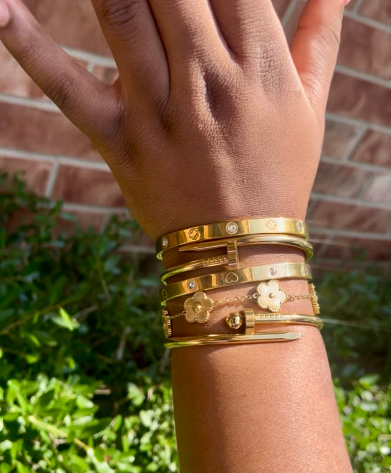 Waterproof/non tarnish Multi bracelet Set of 5