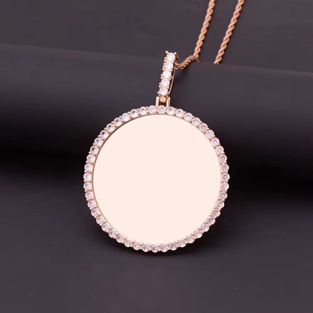 High Quality 68mm Photo Necklace/ Non Tarnish hypoallergenic