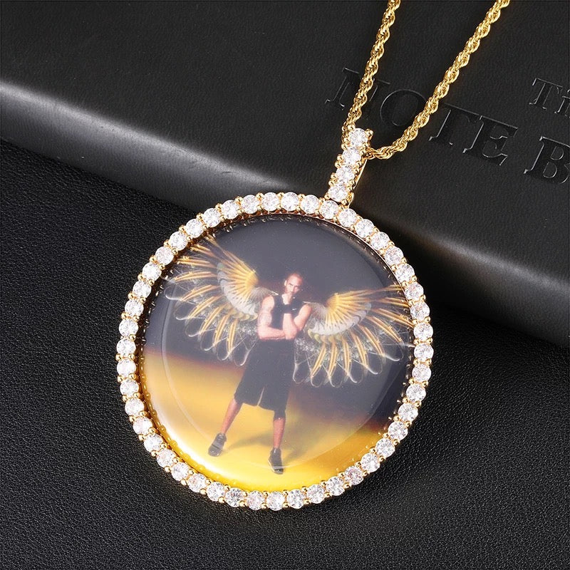 High Quality 68mm Photo Necklace/ Non Tarnish hypoallergenic