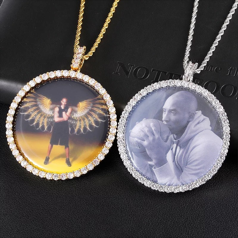 High Quality 68mm Photo Necklace/ Non Tarnish hypoallergenic
