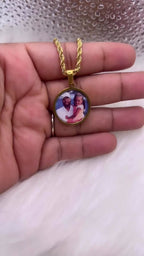 High Quality Waterproof Non Tarnish/Fade Small Photo Necklace